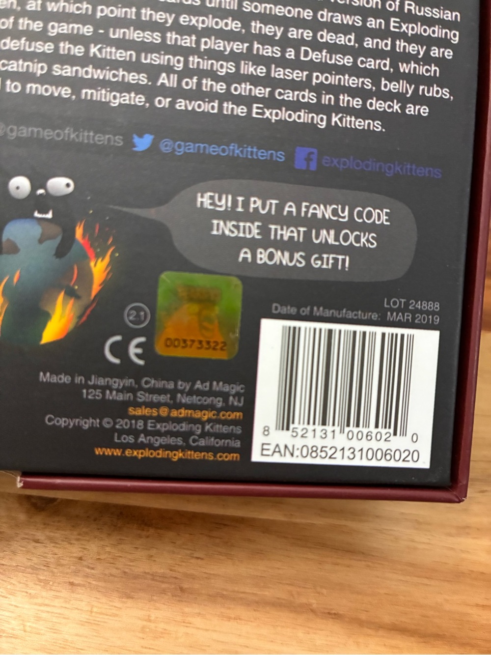Exploding Kittens Original Edition Card Game Complete in Excellent Condition - Picture 4 of 4